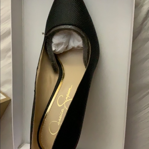 Pumps - Picture 4 of 5